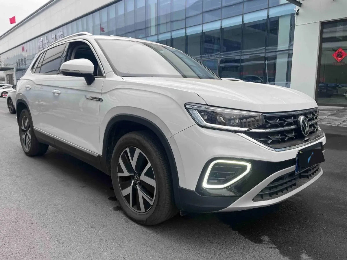 2024 Volkswagen Tayron 2.0T 186HP L4 7DCT,autocango,china used car exporter,china ev exporter,chinese used car exporter,chinese used ev exporter