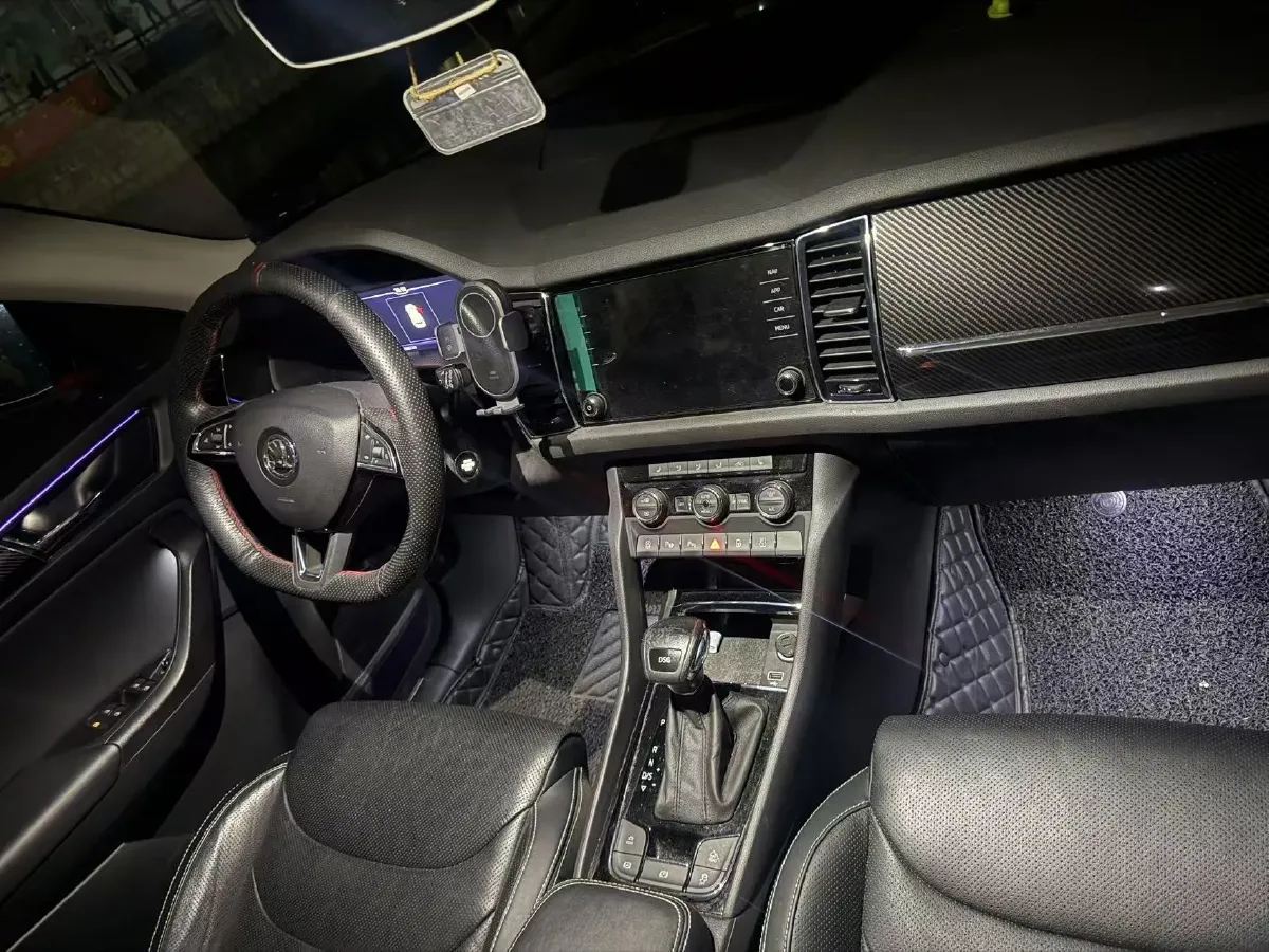 2019 Skoda Kodiak GT 2.0T 220HP L4 7DCT,autocango,china used car exporter,china ev exporter,chinese used car exporter,chinese used ev exporter