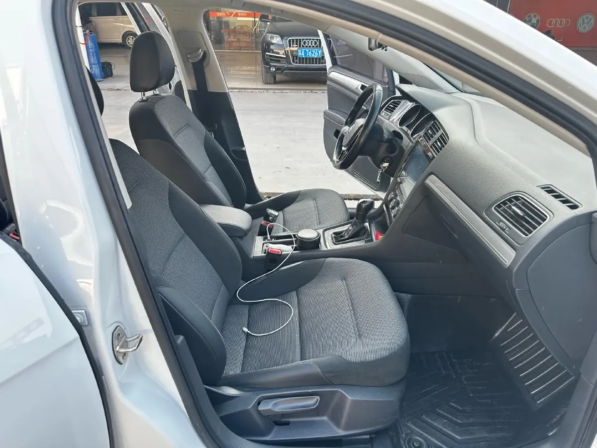 2018 Volkswagen Golf 1.4T 131HP L4 7DCT,autocango,china used car exporter,china ev exporter,chinese used car exporter,chinese used ev exporter