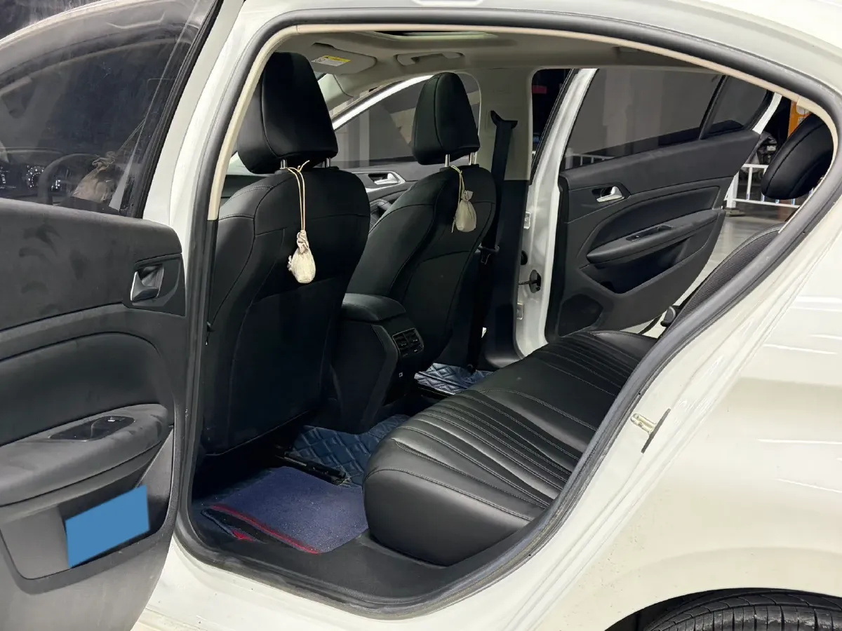 2022 Peugeot 408 1.6T 170HP L4 6AT,autocango,china used car exporter,china ev exporter,chinese used car exporter,chinese used ev exporter