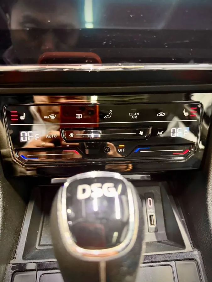 2023 Skoda Superb 1.4T 150HP L4 7DCT,autocango,china used car exporter,china ev exporter,chinese used car exporter,chinese used ev exporter