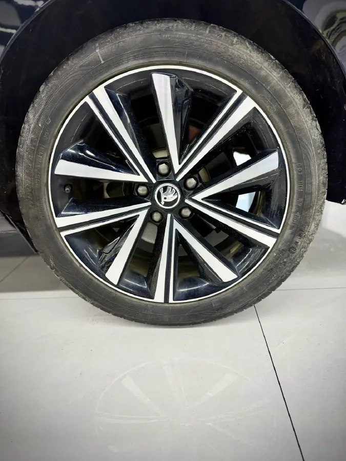 2023 Skoda Superb 1.4T 150HP L4 7DCT,autocango,china used car exporter,china ev exporter,chinese used car exporter,chinese used ev exporter