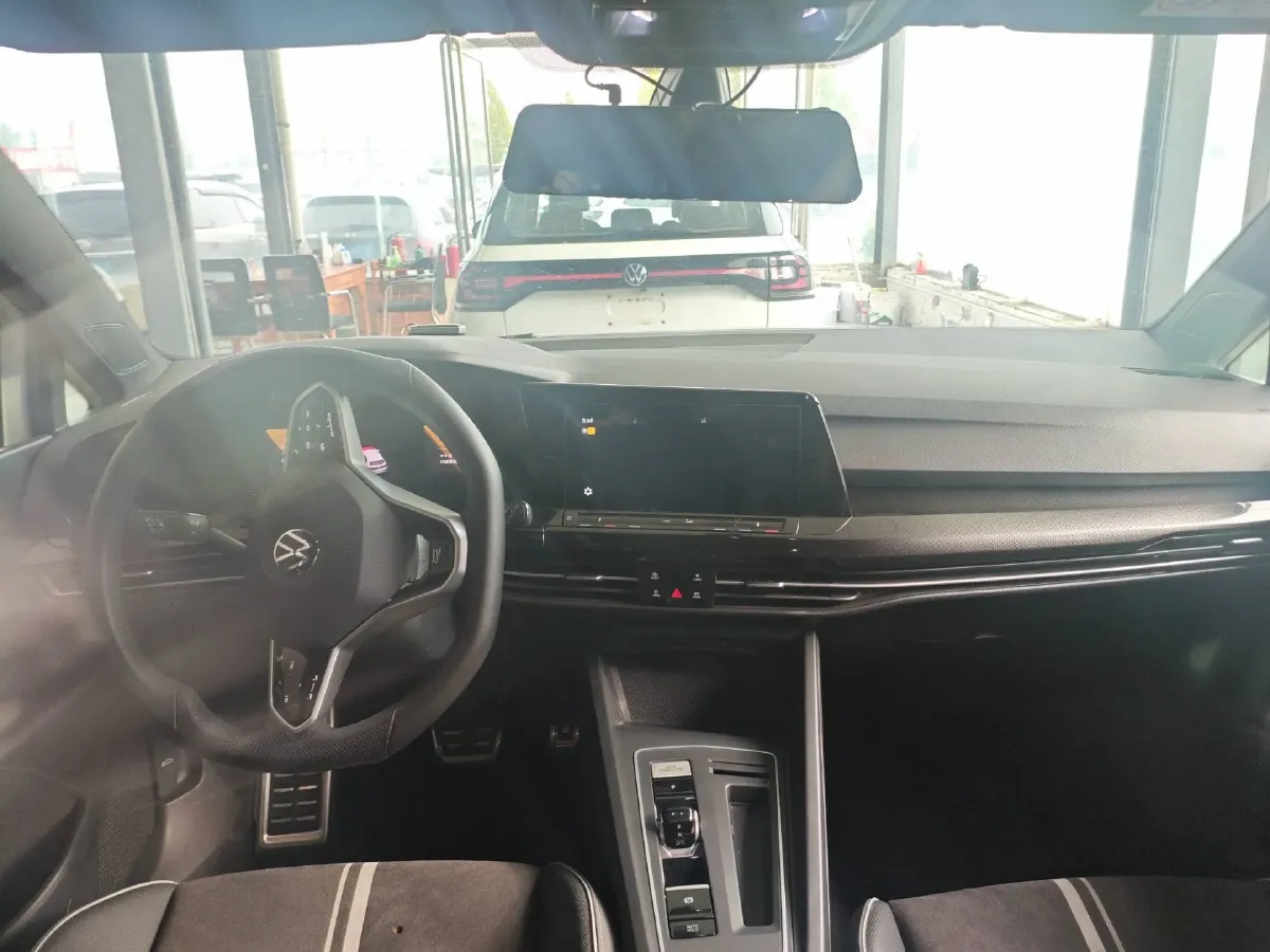 2023 Volkswagen Golf 1.4T 150HP L4 7DCT,autocango,china used car exporter,china ev exporter,chinese used car exporter,chinese used ev exporter