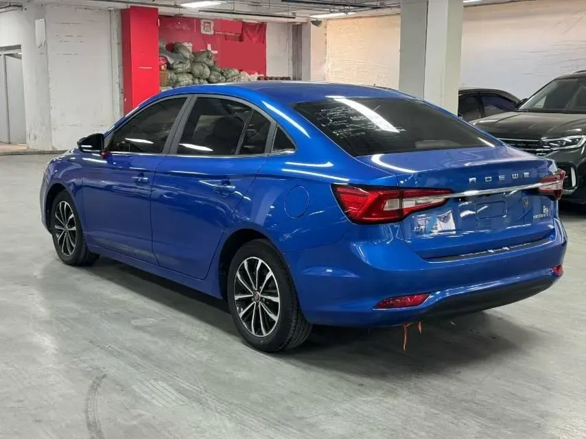2020 Roewe i5 1.5L 120HP L4 5MT,autocango,china used car exporter,china ev exporter,chinese used car exporter,chinese used ev exporter