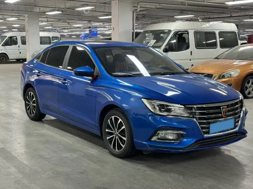 2020 Roewe i5 1.5L 120HP L4 5MT,autocango,china used car exporter,china ev exporter,chinese used car exporter,chinese used ev exporter