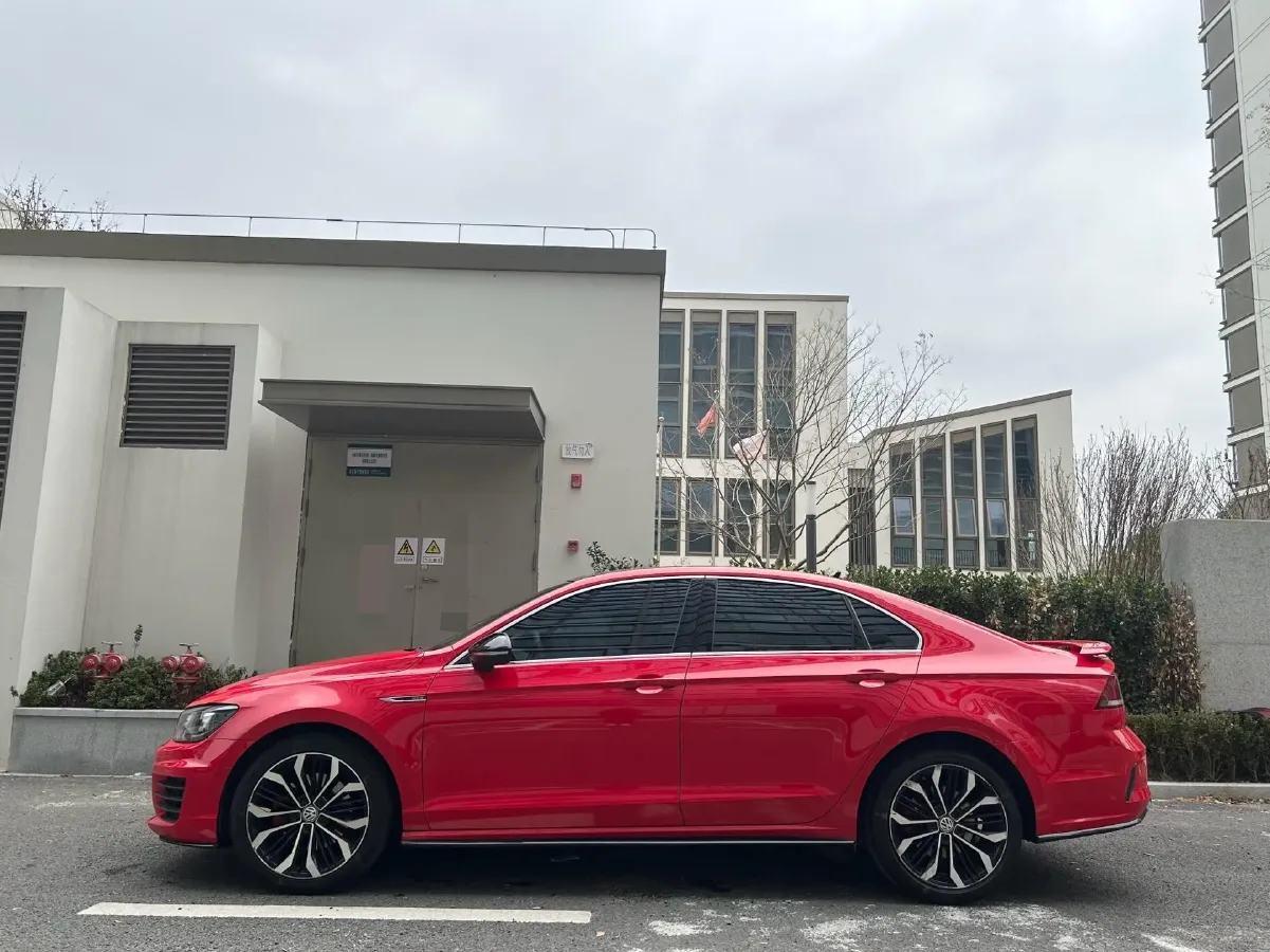 2017 Volkswagen Lamando 2.0T 220HP L4 7DCT,autocango,china used car exporter,china ev exporter,chinese used car exporter,chinese used ev exporter