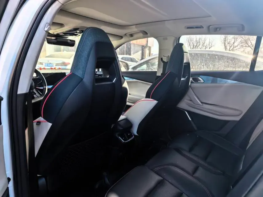 2020 LYNK&CO 06 1.5T 177HP L3 7DCT,autocango,china used car exporter,china ev exporter,chinese used car exporter,chinese used ev exporter