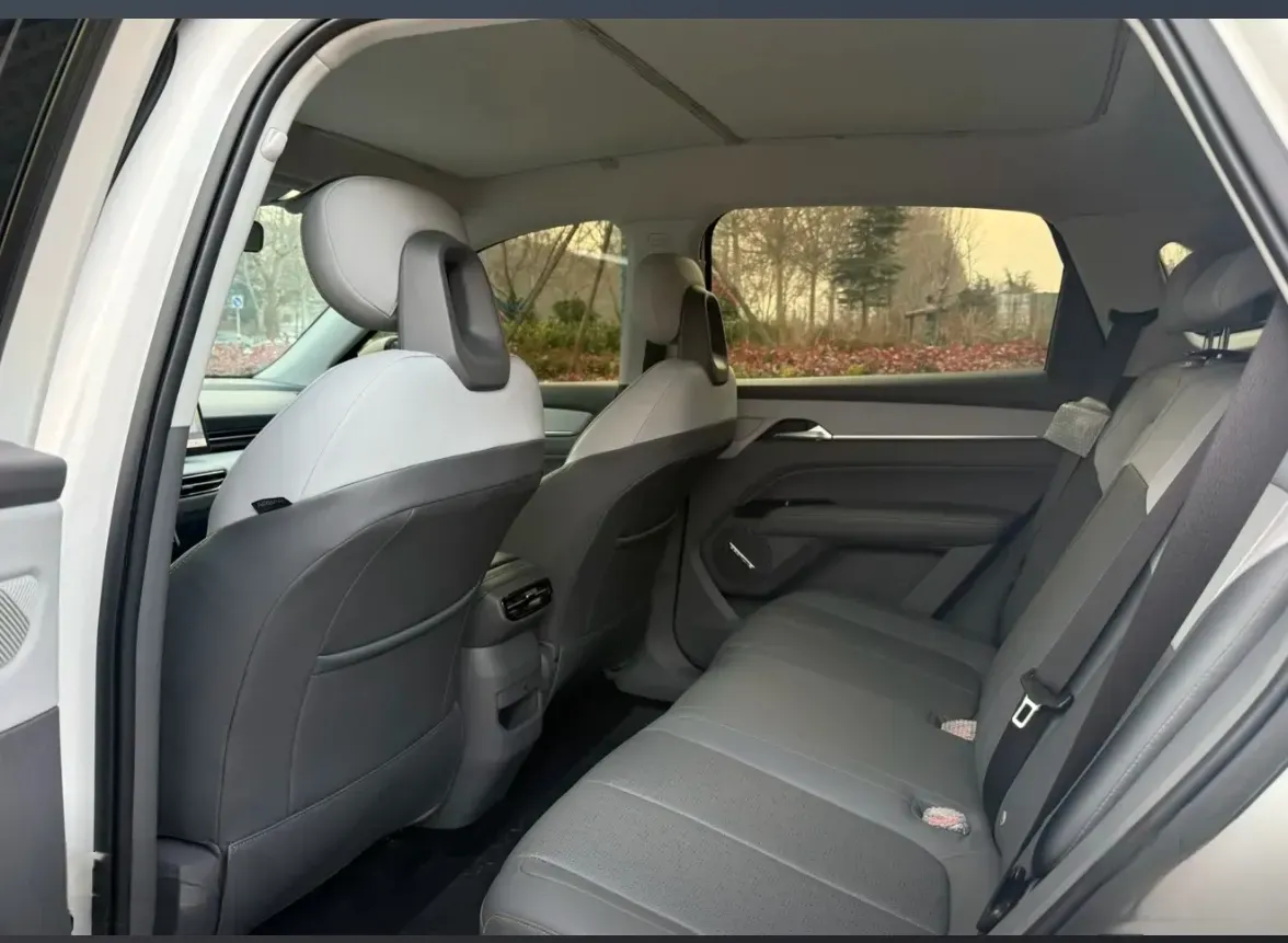 2025 Bestune YueYi 03 BEV 61.47KWH,autocango,china used car exporter,china ev exporter,chinese used car exporter,chinese used ev exporter