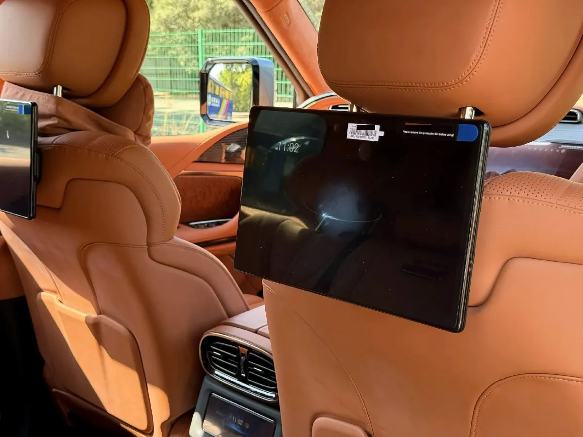 2023 YangWang U8 2.0T 272HP L4 REEV 49.05KWH,autocango,china used car exporter,china ev exporter,chinese used car exporter,chinese used ev exporter