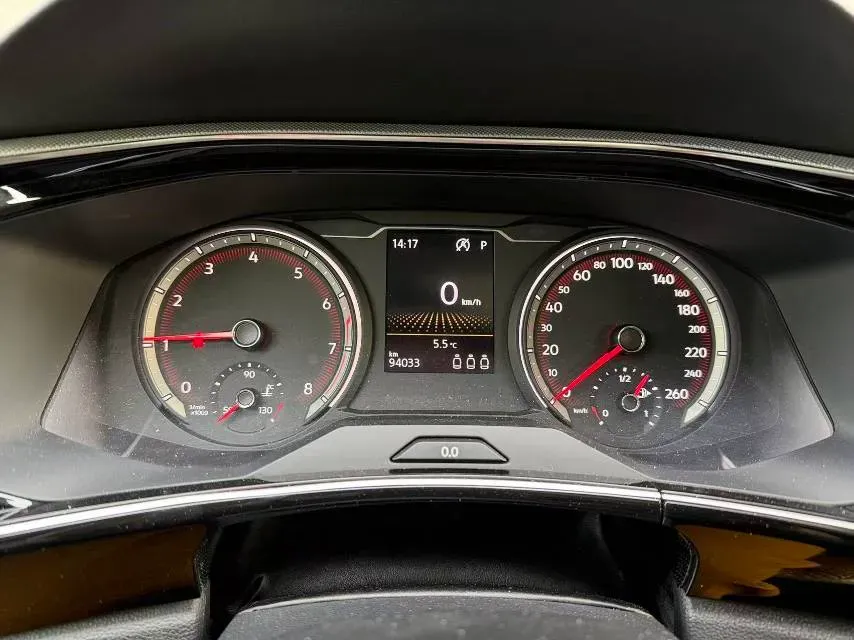 2019 Jeep Cherokee 2.0T 234HP L4 9AT,autocango,china used car exporter,china ev exporter,chinese used car exporter,chinese used ev exporter