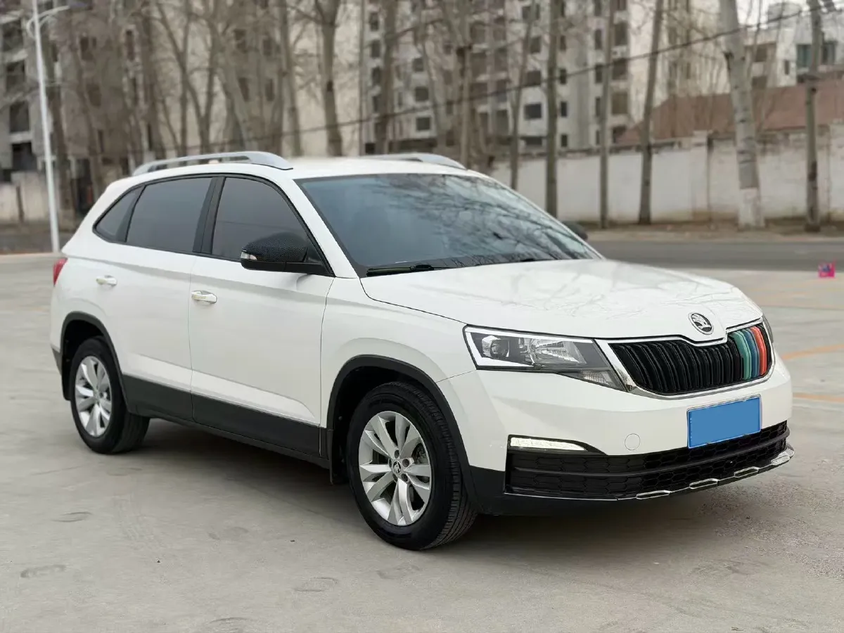 2020 Skoda Kamiq 1.5L 112HP L4 5MT,autocango,china used car exporter,china ev exporter,chinese used car exporter,chinese used ev exporter