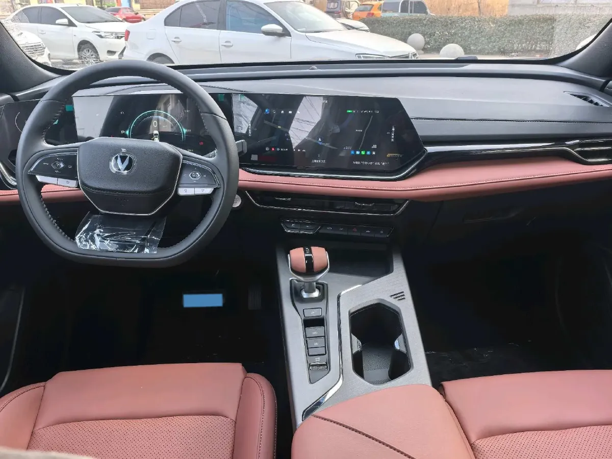 2026 ChangAn X5 PLUS 1.5T 192HP L4 7DCT,autocango,china used car exporter,china ev exporter,chinese used car exporter,chinese used ev exporter