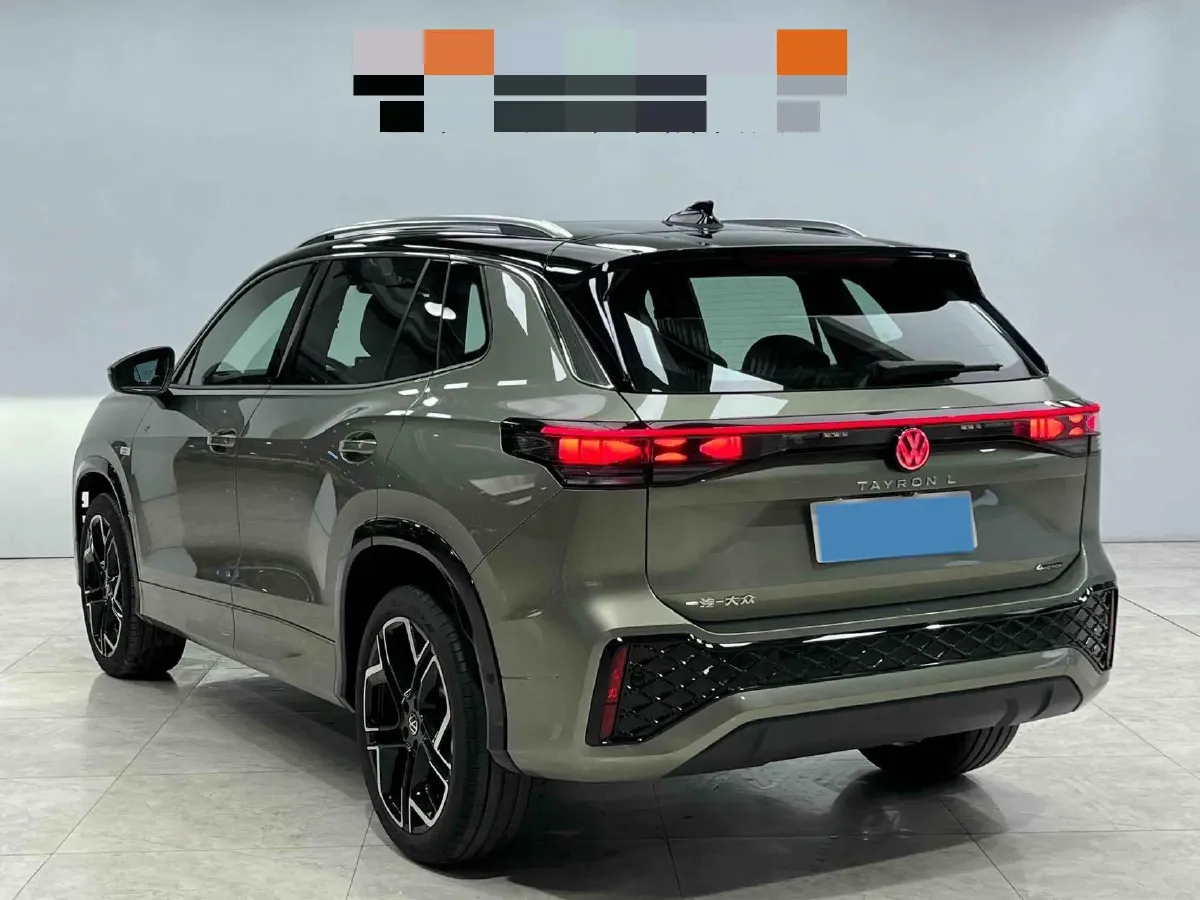 2025 Volkswagen Tayron 2.0T 220HP L4 7DCT,autocango,china used car exporter,china ev exporter,chinese used car exporter,chinese used ev exporter