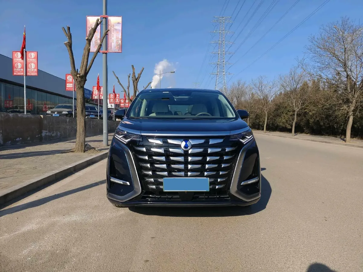 2022 Mercedes-Benz GLC Class 2.0T 197HP L4 9AT,autocango,china used car exporter,china ev exporter,chinese used car exporter,chinese used ev exporter