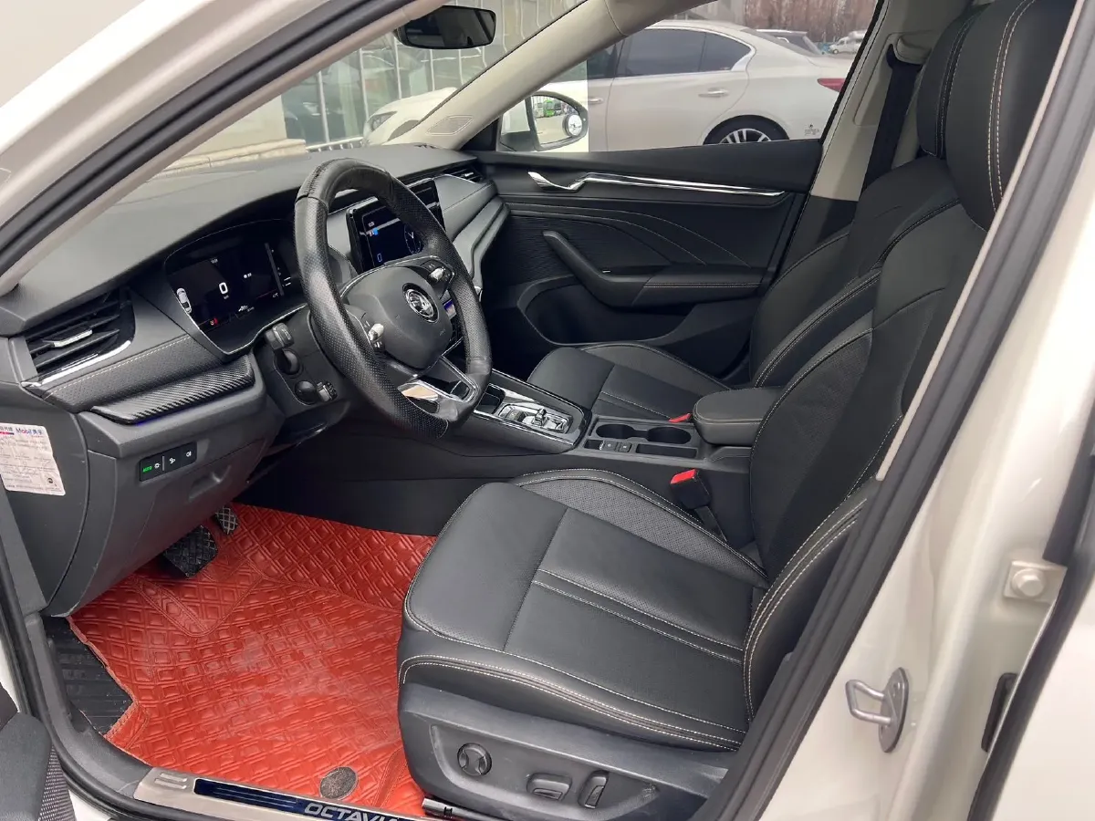 2022 Skoda Octavia 1.4T 150HP L4 7DCT,autocango,china used car exporter,china ev exporter,chinese used car exporter,chinese used ev exporter