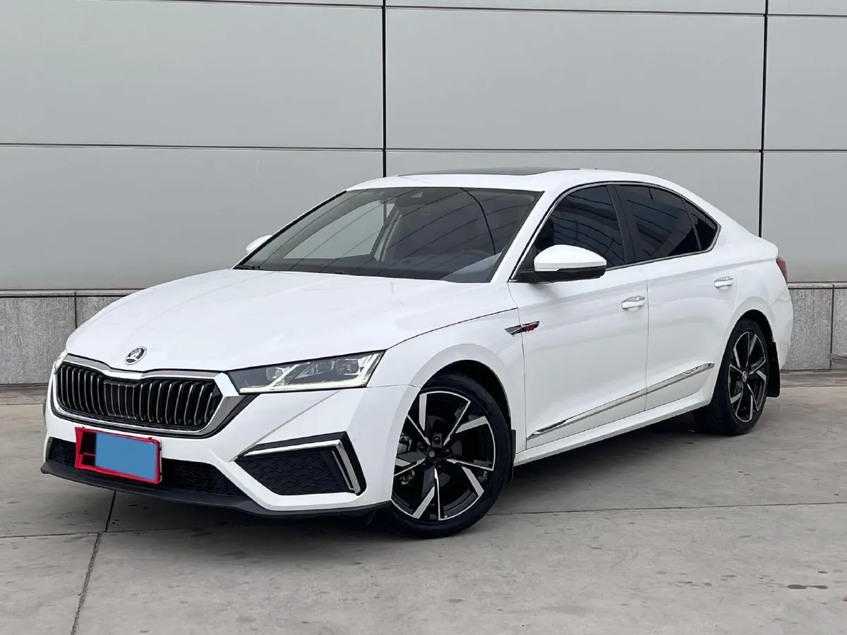2022 Skoda Octavia 1.4T 150HP L4 7DCT,autocango,china used car exporter,china ev exporter,chinese used car exporter,chinese used ev exporter