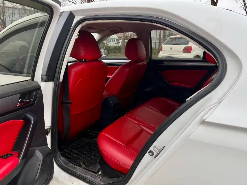 2018 Volkswagen Bora 1.5L 110HP L4 5MT,autocango,china used car exporter,china ev exporter,chinese used car exporter,chinese used ev exporter