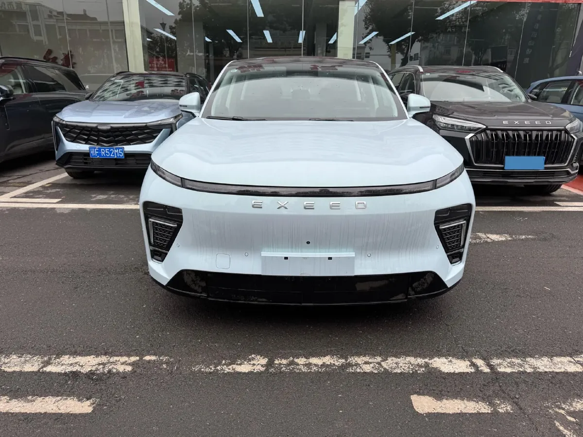 2024 Exceed Sterra ET REEV 156HP REEV 32KWH,autocango,china used car exporter,china ev exporter,chinese used car exporter,chinese used ev exporter