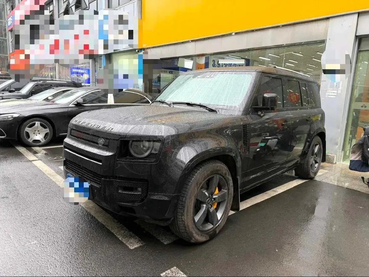 2025 Land Rover Defender 3.0T 400HP L6 8AT,autocango,china used car exporter,china ev exporter,chinese used car exporter,chinese used ev exporter