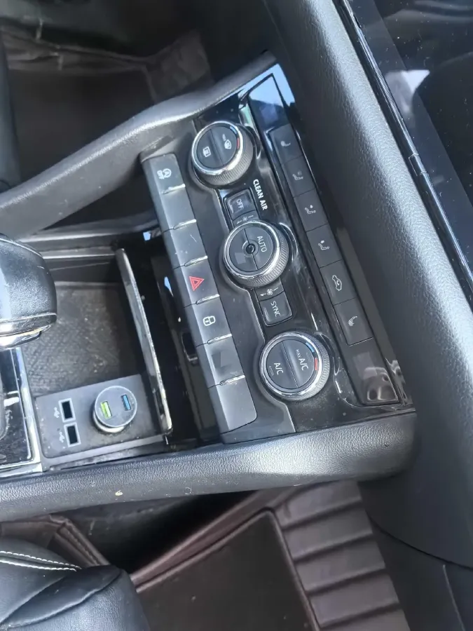 2018 Skoda Kodiak 2.0T 186HP L4 7DCT,autocango,china used car exporter,china ev exporter,chinese used car exporter,chinese used ev exporter