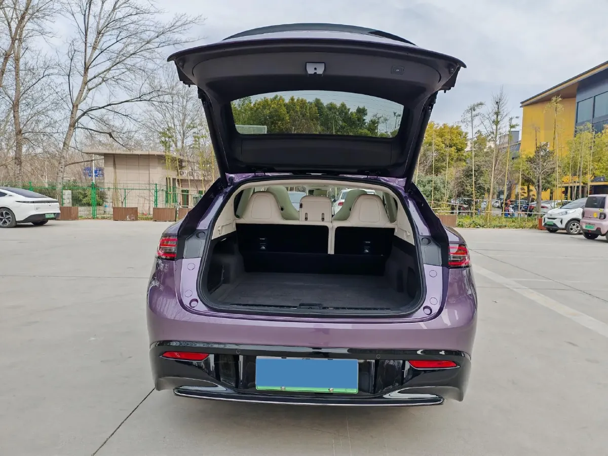 2025 Luxeed R7 REEV 156HP REEV 37KWH,autocango,china used car exporter,china ev exporter,chinese used car exporter,chinese used ev exporter