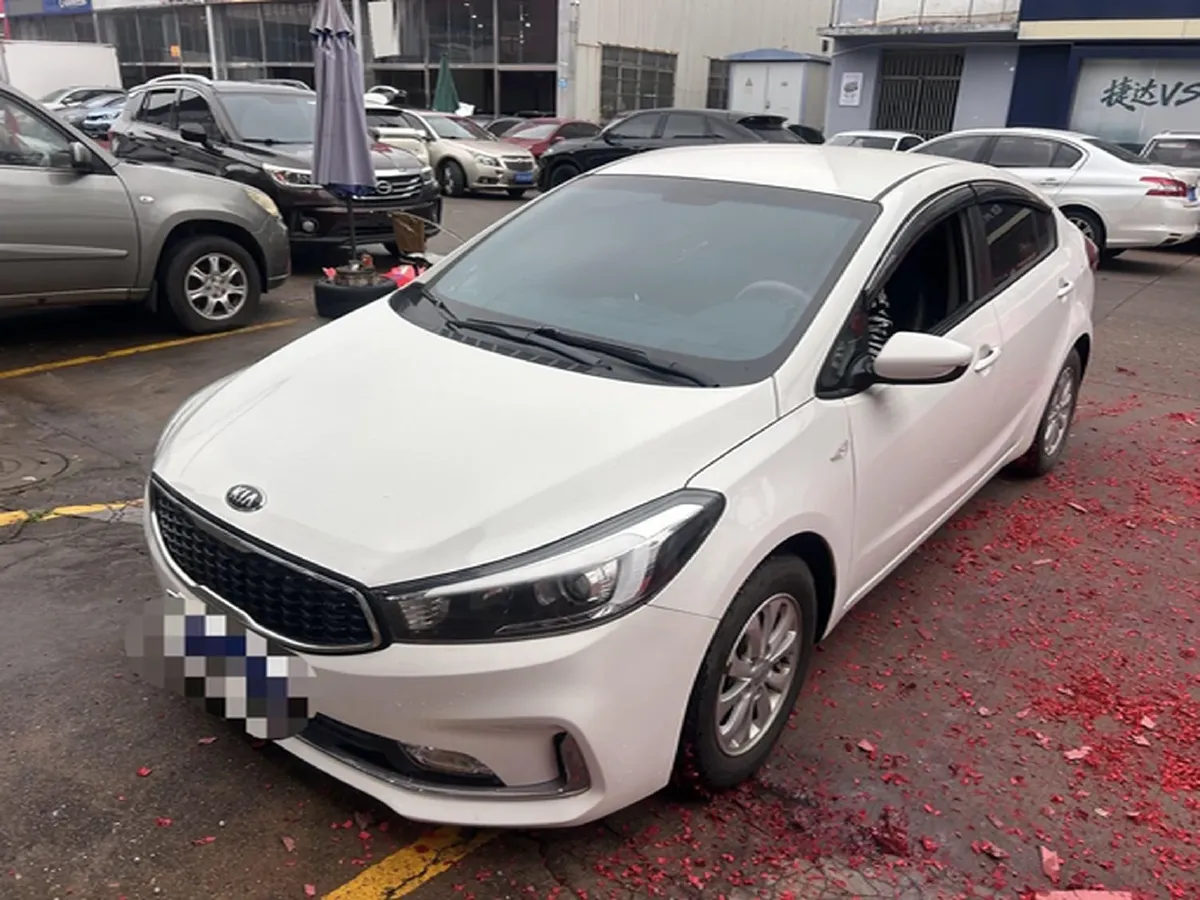 2016 Kia K3 1.6L 128HP L4 6MT,autocango,china used car exporter,china ev exporter,chinese used car exporter,chinese used ev exporter