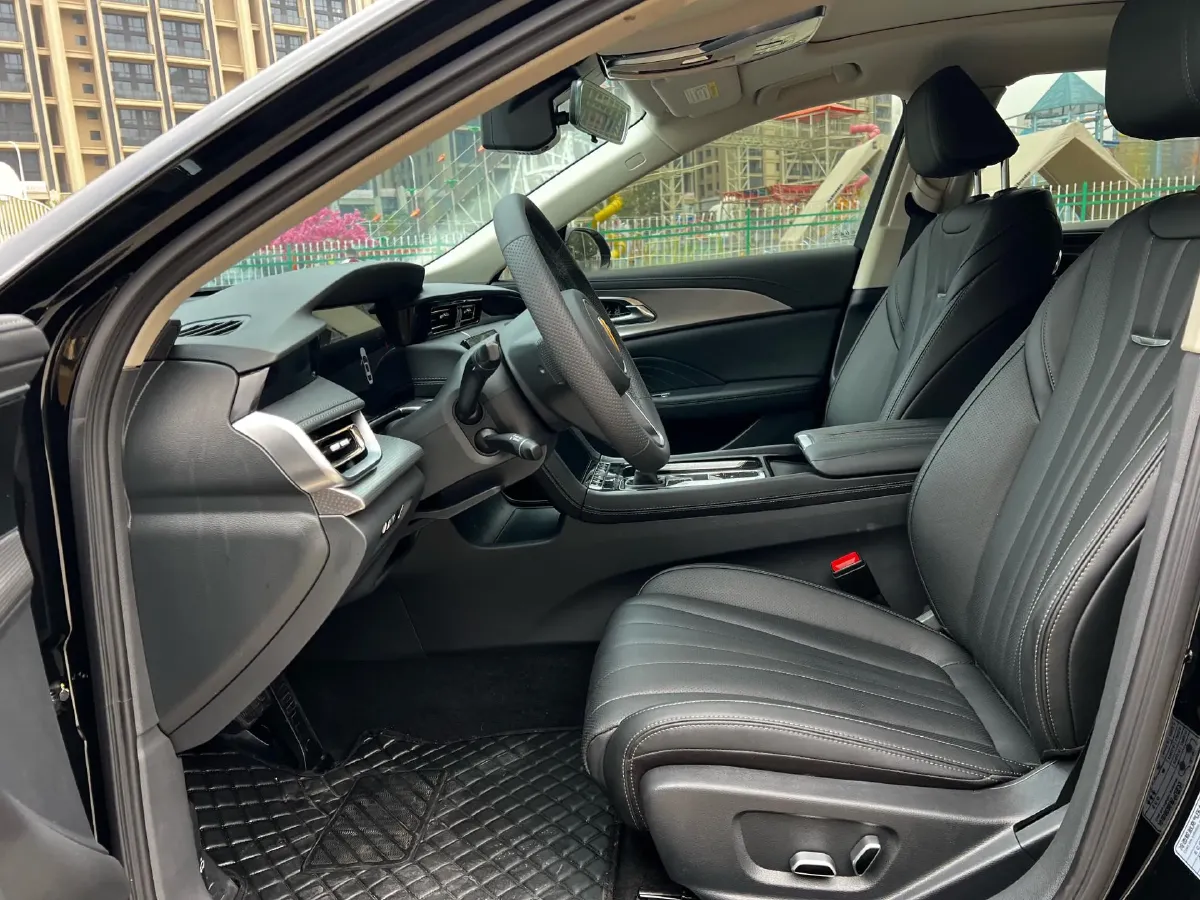 2024 HongQi H5 1.5T 169HP L4 7DCT,autocango,china used car exporter,china ev exporter,chinese used car exporter,chinese used ev exporter