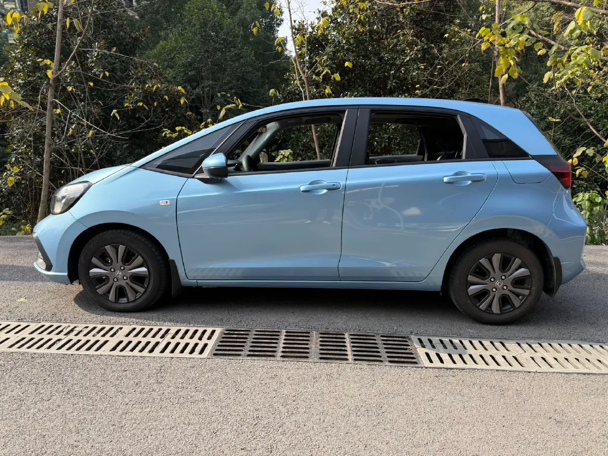 2022 Honda Fit 1.5L 131HP L4 CVT,autocango,china used car exporter,china ev exporter,chinese used car exporter,chinese used ev exporter