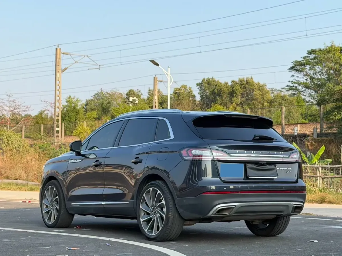 2022 Lincoln Nautilus 2.7T 322HP V6 8AT,autocango,china used car exporter,china ev exporter,chinese used car exporter,chinese used ev exporter