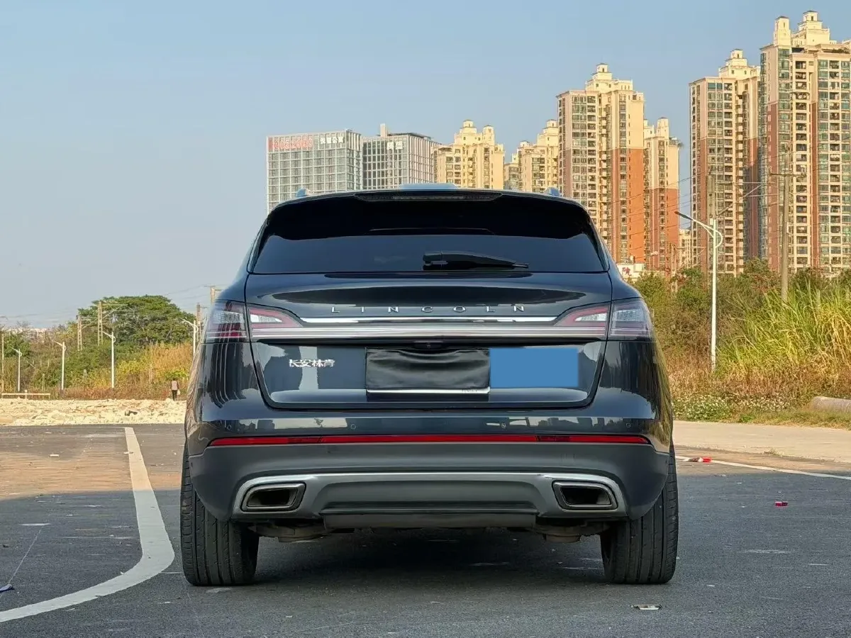 2022 Lincoln Nautilus 2.7T 322HP V6 8AT,autocango,china used car exporter,china ev exporter,chinese used car exporter,chinese used ev exporter
