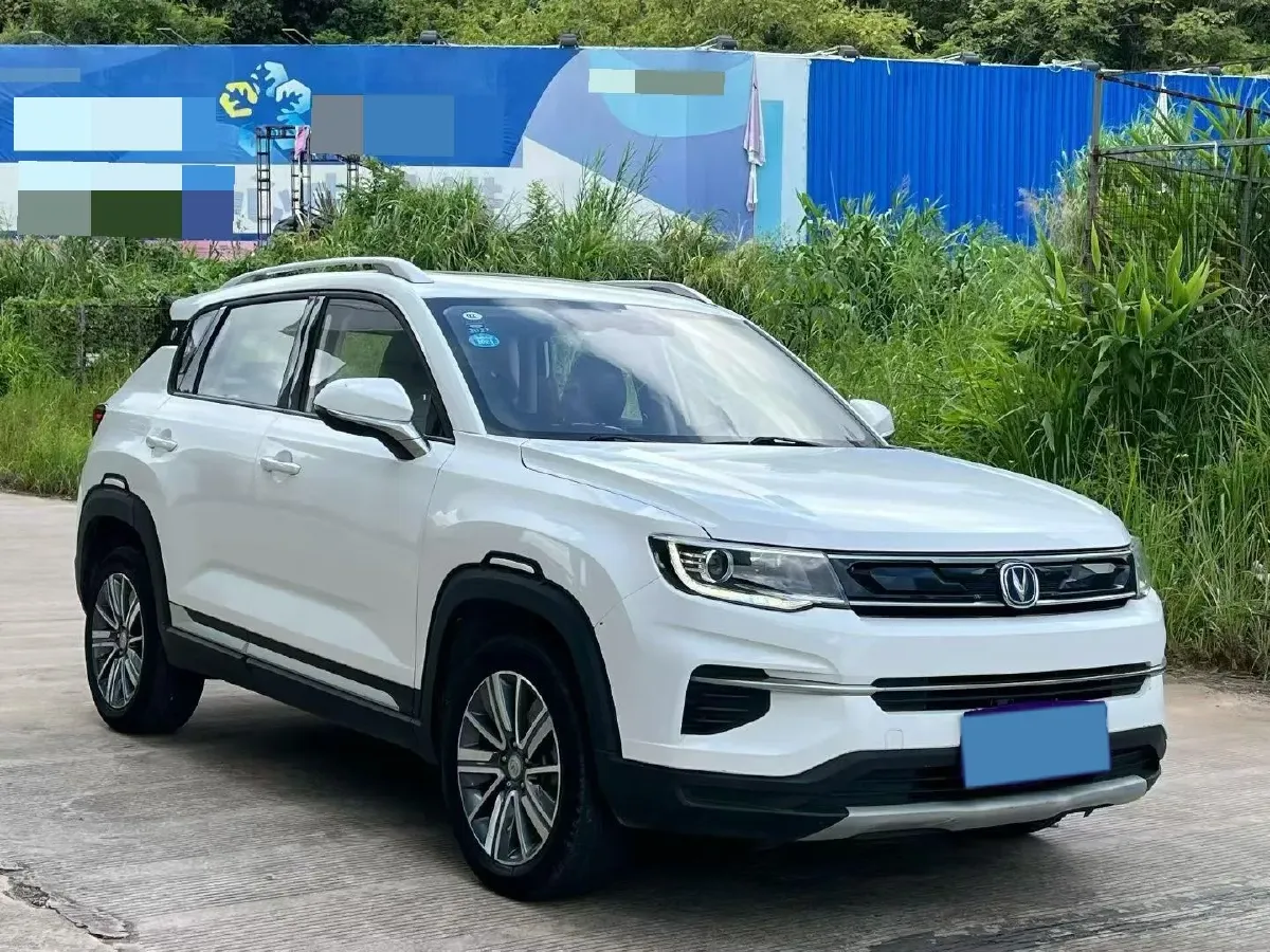 2019 ChangAn CS35 Plus 1.6L 128HP L4 6AT,autocango,china used car exporter,china ev exporter,chinese used car exporter,chinese used ev exporter