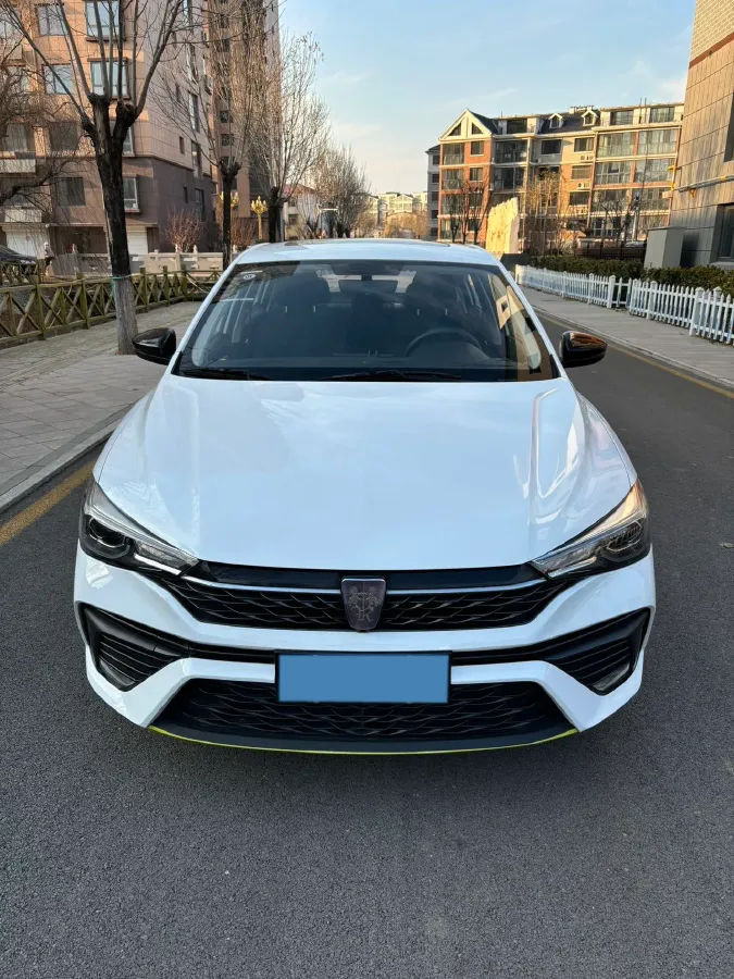 2021 Roewe i5 1.5L 120HP L4 CVT,autocango,china used car exporter,china ev exporter,chinese used car exporter,chinese used ev exporter
