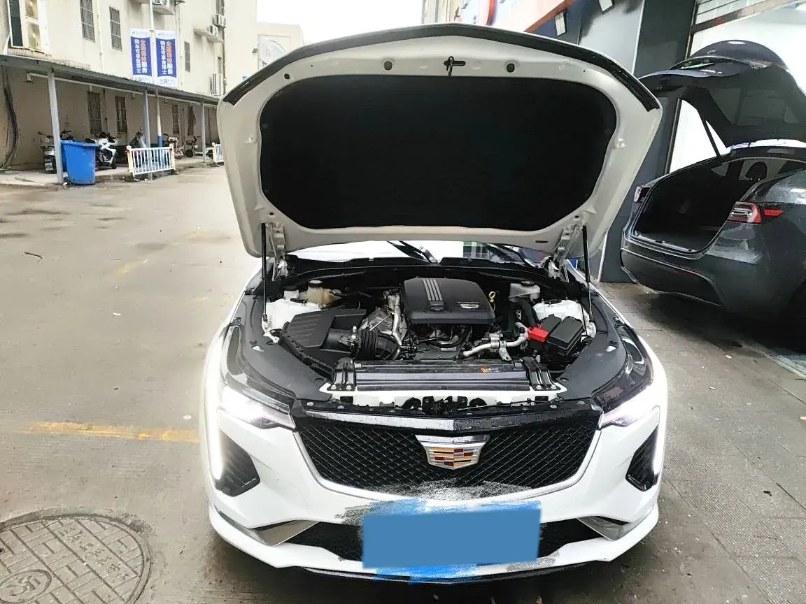 2021 Cadillac CT4 2.0T 237HP L4 8AT,autocango,china used car exporter,china ev exporter,chinese used car exporter,chinese used ev exporter