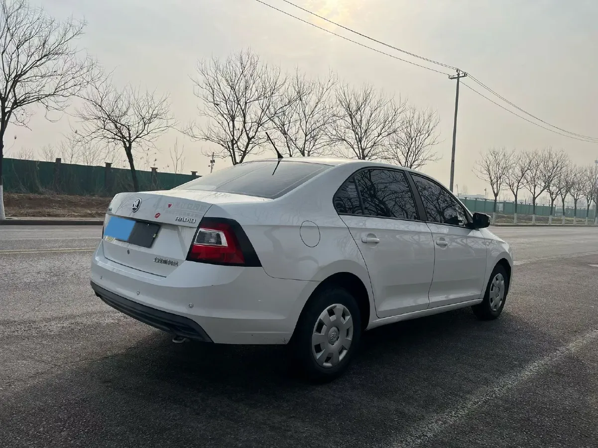 2018 Skoda Rapid 1.4L 90HP L4 5MT,autocango,china used car exporter,china ev exporter,chinese used car exporter,chinese used ev exporter