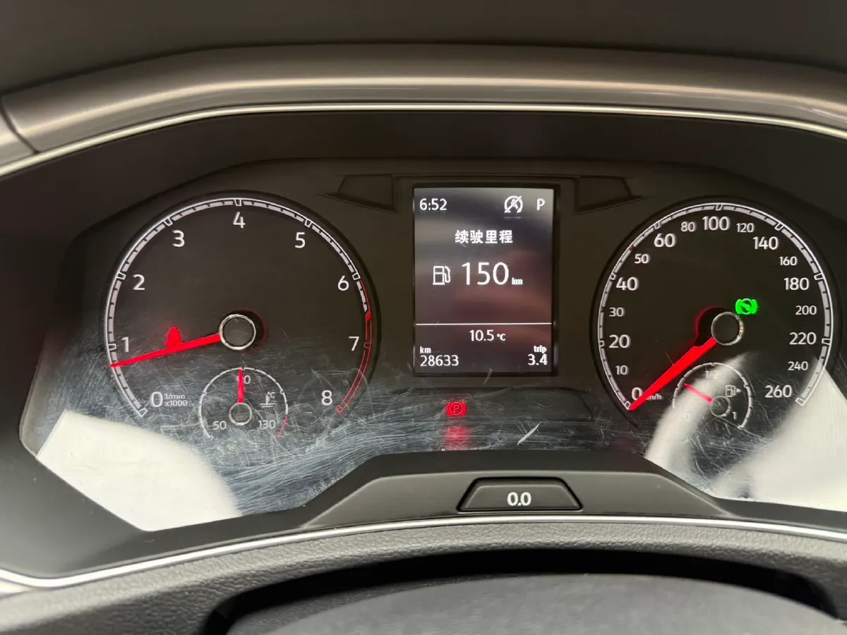 2021 Volkswagen T-Roc 1.4T 150HP L4 7DCT,autocango,china used car exporter,china ev exporter,chinese used car exporter,chinese used ev exporter