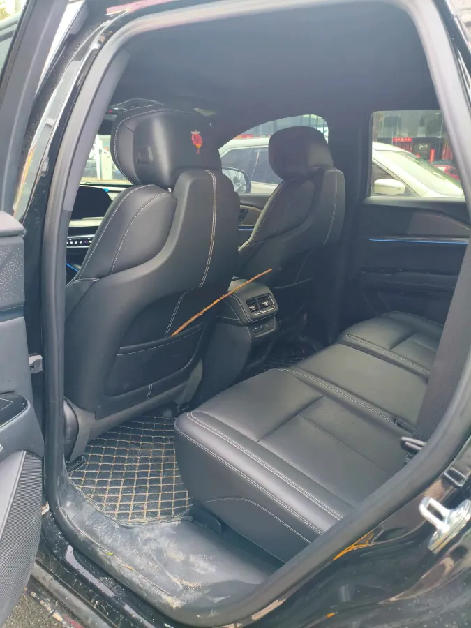 2026 Cadillac XT5 2.0T 237HP L4 9AT,autocango,china used car exporter,china ev exporter,chinese used car exporter,chinese used ev exporter