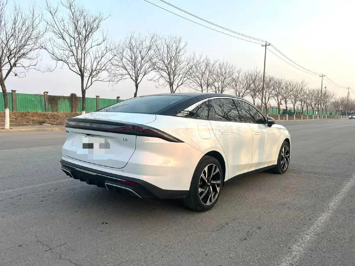 2023 Geely Galaxy L6 1.5T 163HP L4 3DHT PHEV,autocango,china used car exporter,china ev exporter,chinese used car exporter,chinese used ev exporter
