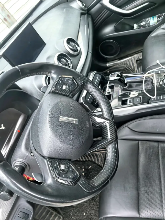 2017 WEY VV7 2.0T 234HP L4 7DCT,autocango,china used car exporter,china ev exporter,chinese used car exporter,chinese used ev exporter