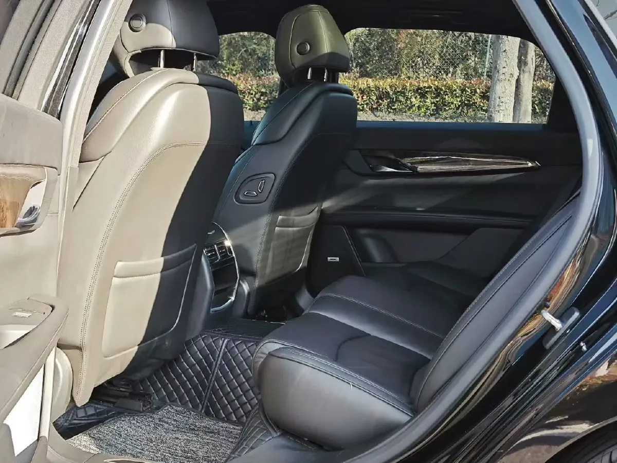 2022 Cadillac CT6 2.0T 237HP L4 10AT,autocango,china used car exporter,china ev exporter,chinese used car exporter,chinese used ev exporter