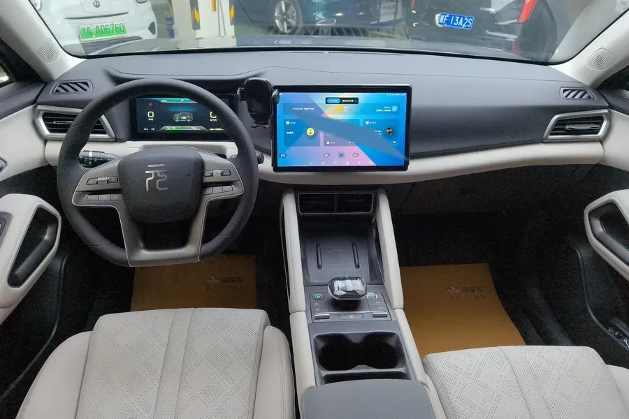 2024 BYD YuanUP BEV 45.12KWH,autocango,china used car exporter,china ev exporter,chinese used car exporter,chinese used ev exporter