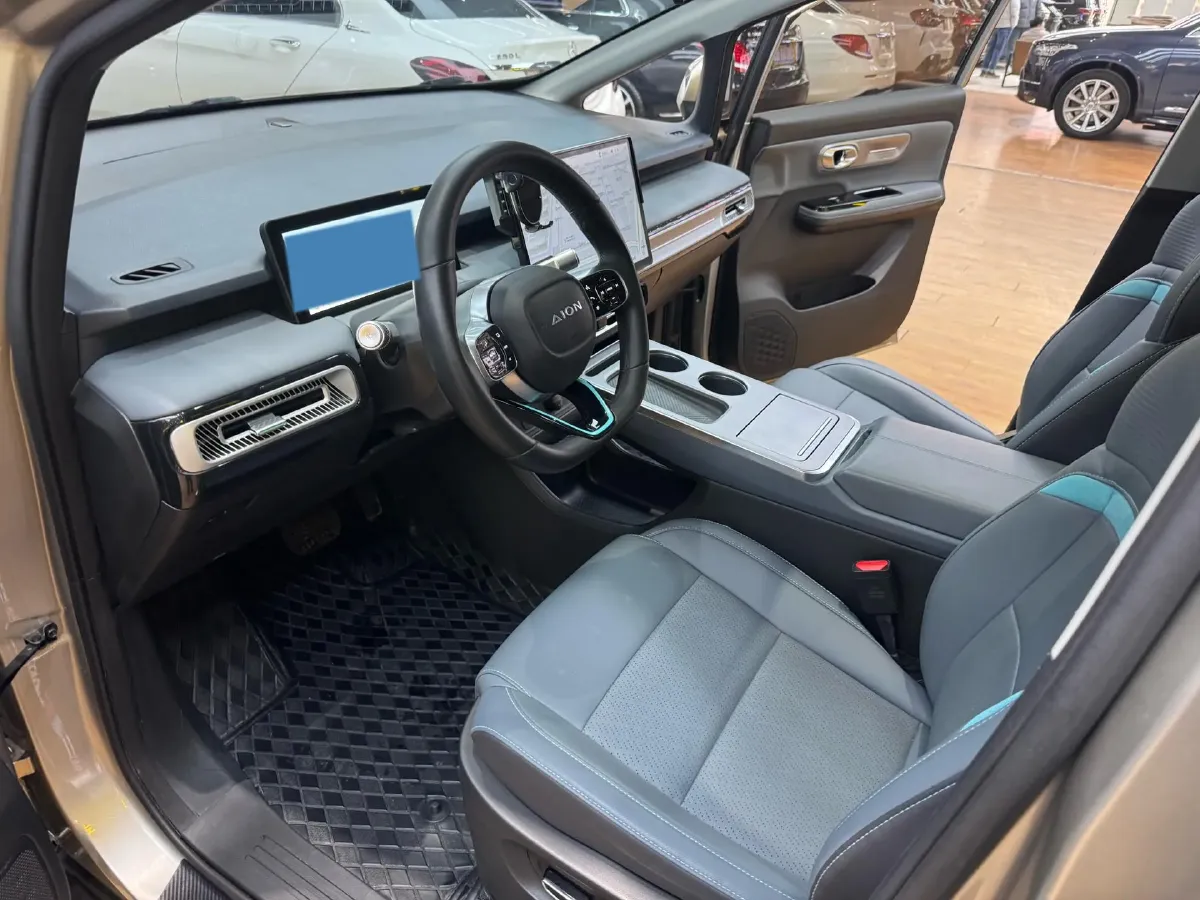 2024 Leapmotor C11 1.5L 95HP L4 REEV 43.74KWH,autocango,china used car exporter,china ev exporter,chinese used car exporter,chinese used ev exporter