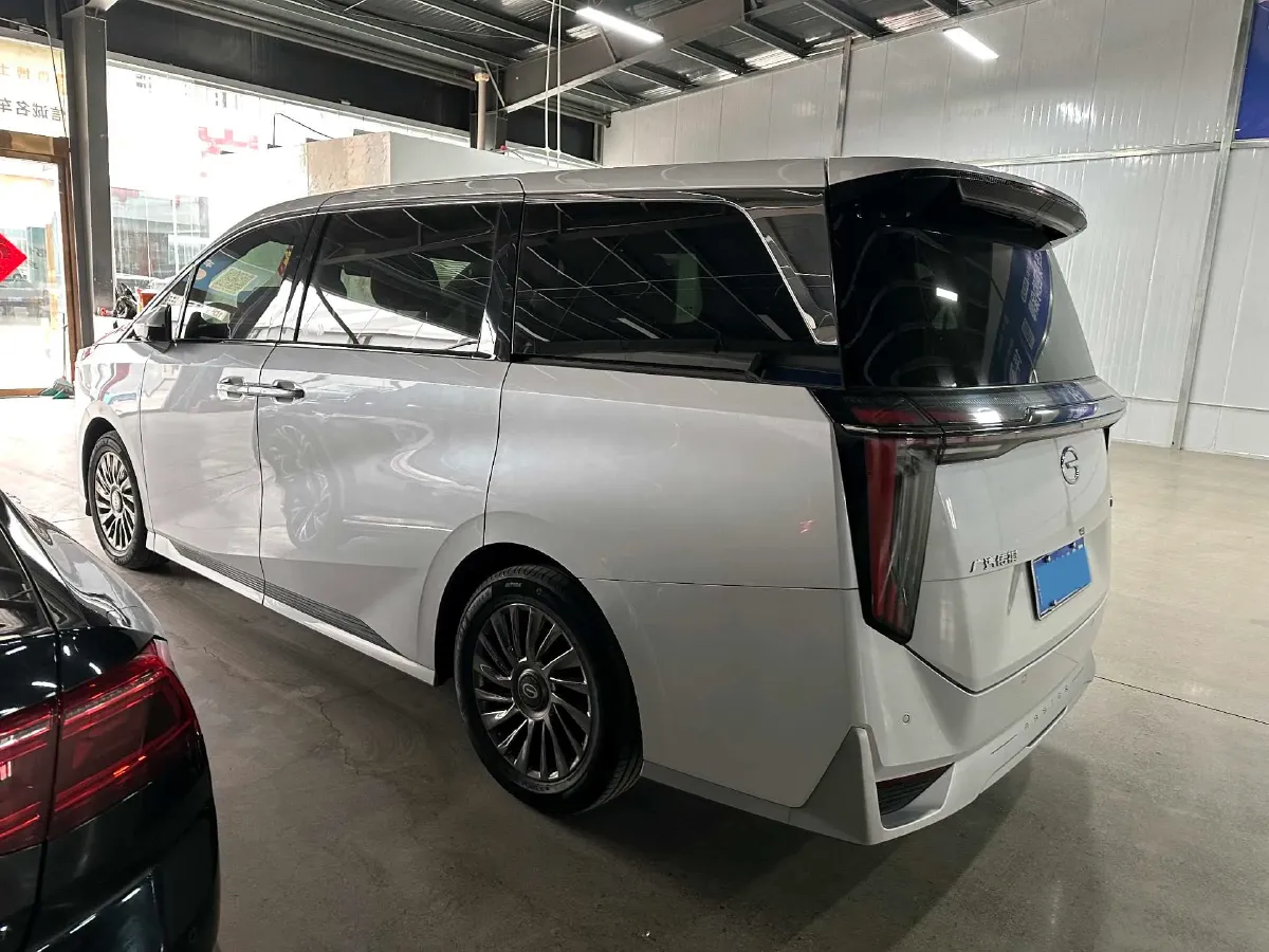 2023 GAC Trumpchi M8 2.0T 252HP L4 8AT,autocango,china used car exporter,china ev exporter,chinese used car exporter,chinese used ev exporter