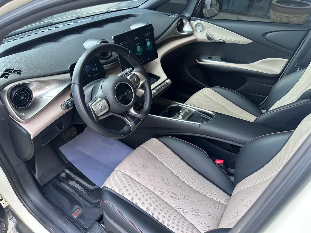 2023 BYD Dolphin BEV 44.928KWH,autocango,china used car exporter,china ev exporter,chinese used car exporter,chinese used ev exporter