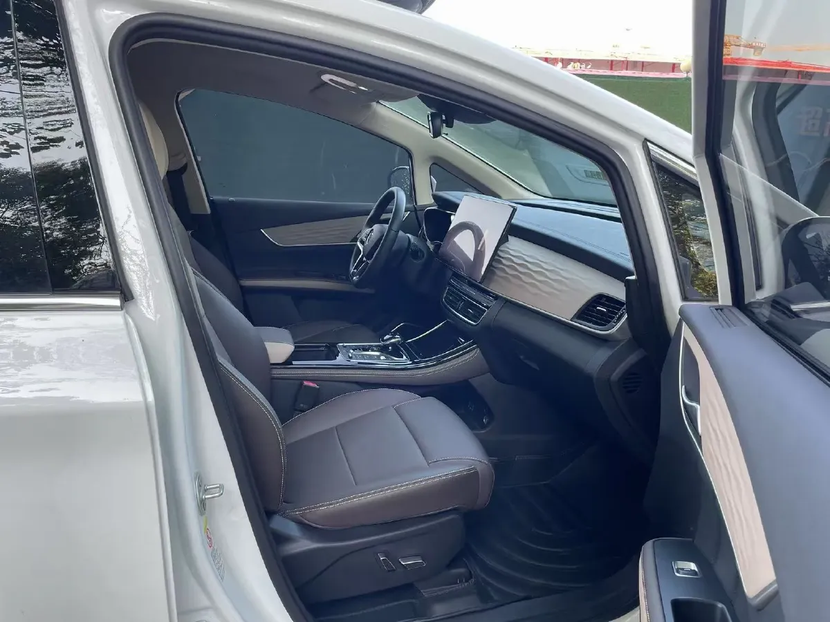 2022 Skyworth HT-i 1.5L 110HP L4 E-CVT PHEV 21.68KWH,autocango,china used car exporter,china ev exporter,chinese used car exporter,chinese used ev exporter