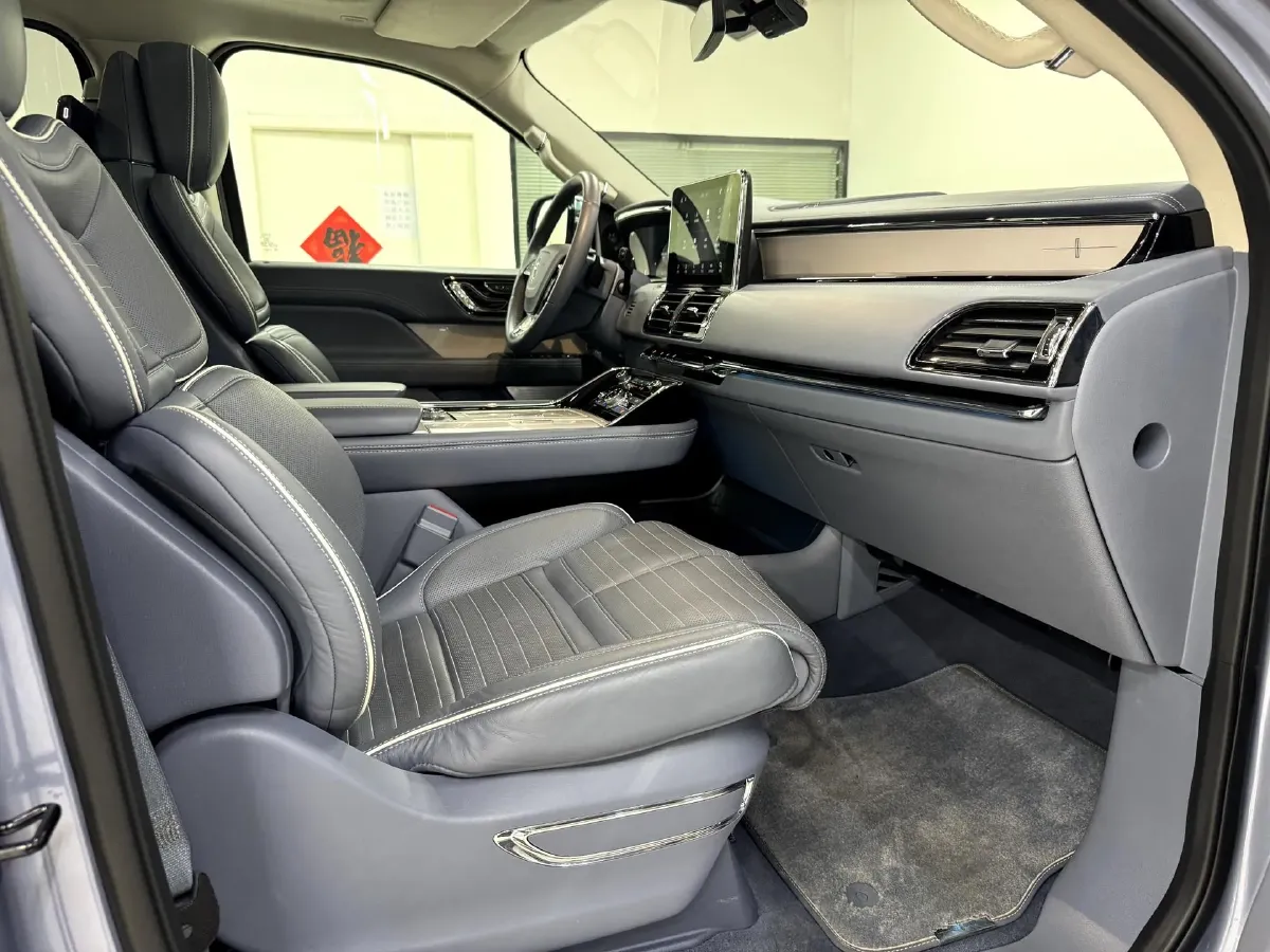 2020 Lincoln Navigator 3.5T 388HP V6 10AT,autocango,china used car exporter,china ev exporter,chinese used car exporter,chinese used ev exporter