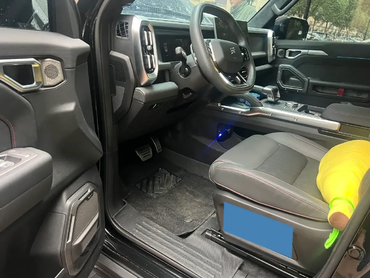 2023 Jetour Traveller 2.0T 254HP L4 7DCT,autocango,china used car exporter,china ev exporter,chinese used car exporter,chinese used ev exporter