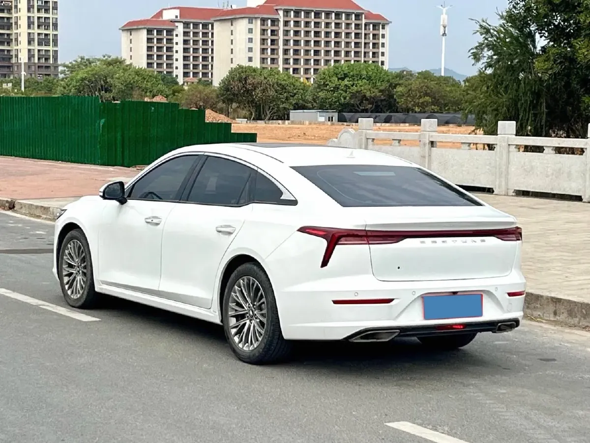 2023 Bestune B70 1.5T 169HP L4 7DCT,autocango,china used car exporter,china ev exporter,chinese used car exporter,chinese used ev exporter