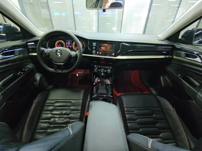 2019 Skoda Kodiak 2.0T 186HP L4 7DCT,autocango,china used car exporter,china ev exporter,chinese used car exporter,chinese used ev exporter