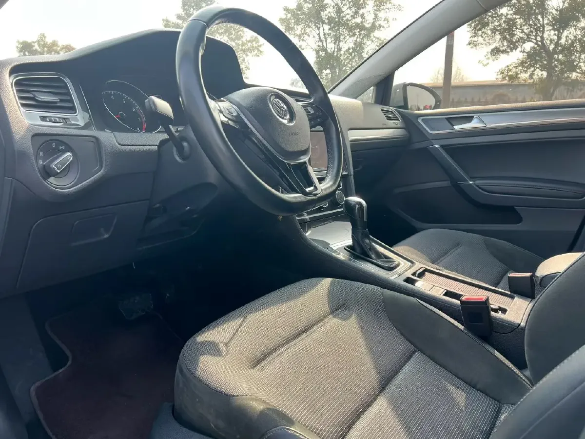 2019 Brilliance Auto V7 1.8T 231HP L4 7DCT,autocango,china used car exporter,china ev exporter,chinese used car exporter,chinese used ev exporter