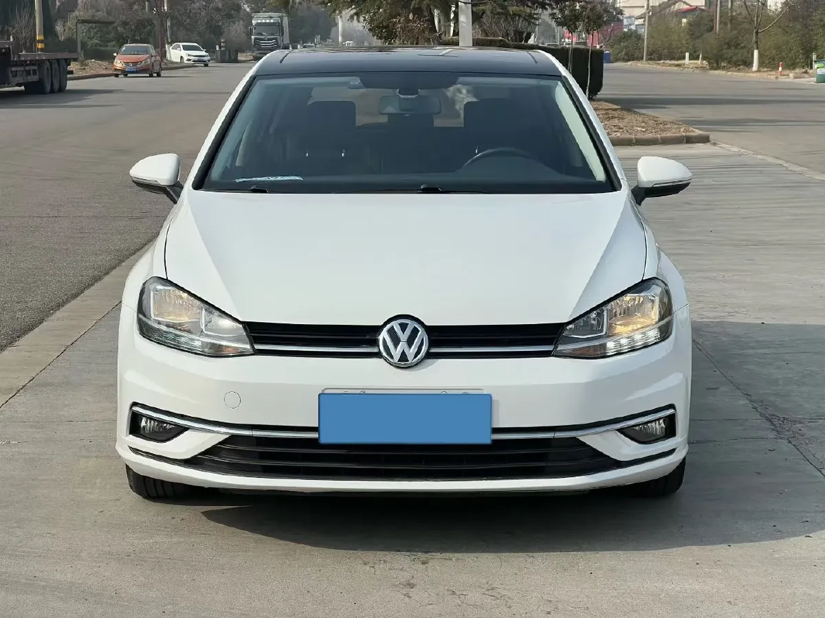 2019 Brilliance Auto V7 1.8T 231HP L4 7DCT,autocango,china used car exporter,china ev exporter,chinese used car exporter,chinese used ev exporter